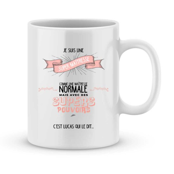 Mug personnalisé avec un prénom super maîtresse